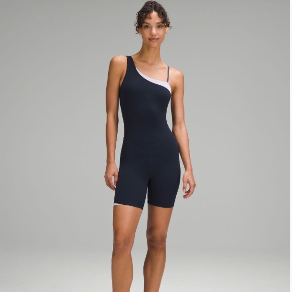 lululemon Aligh Bodysuit 6"